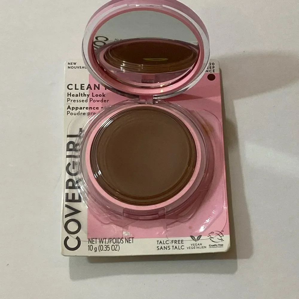10/$50 1 Covergirl Clean Fresh 220 Deep Fonce